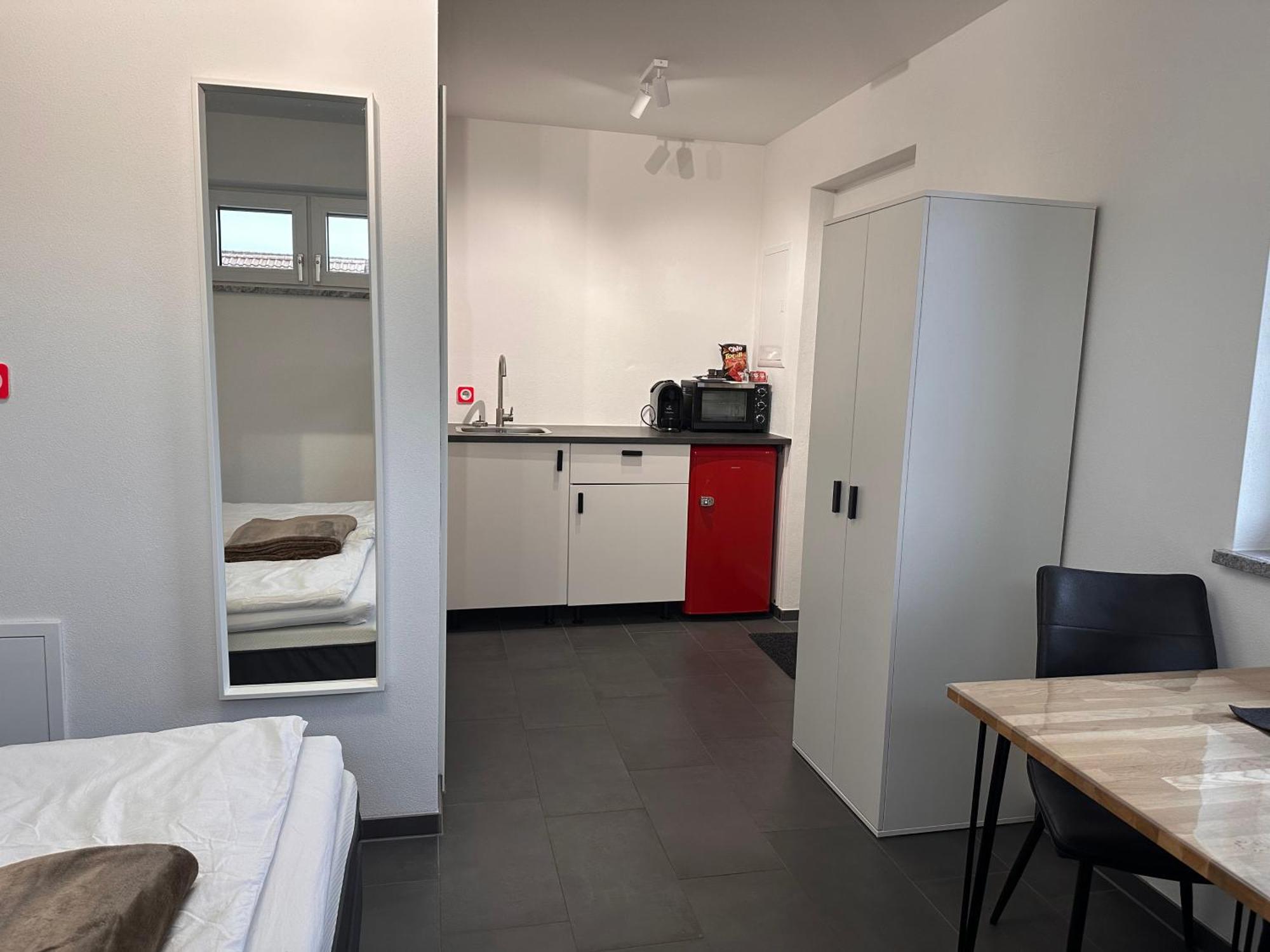 Ferienzimmer Frank, Self-Check-In Nach 21Uhr Niederalteich ภายนอก รูปภาพ